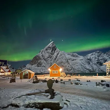 Reine Views * 모스케네스