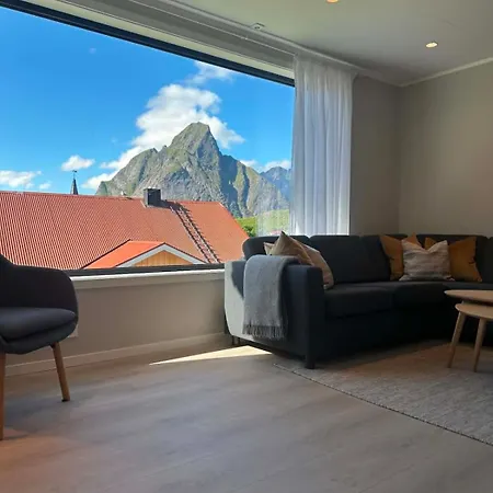 Reine Views 모스케네스