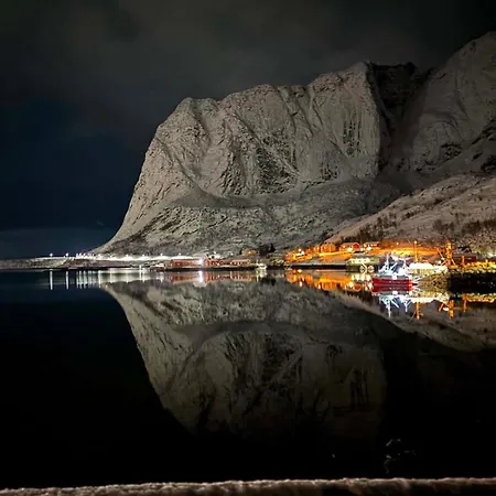 Reine Views 모스케네스